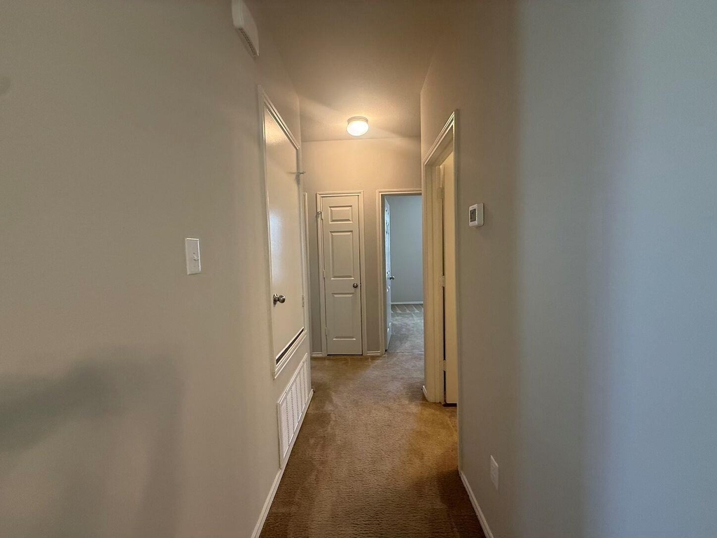 352 Martha Dr - Photo 11