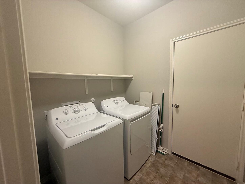 352 Martha Dr - Photo 29