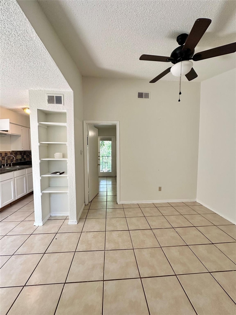 4322 Gillis St - Photo 0