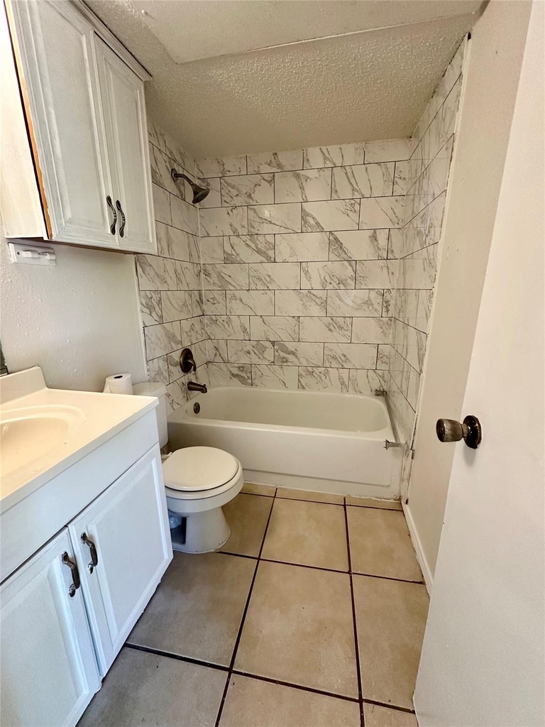 4322 Gillis St - Photo 18