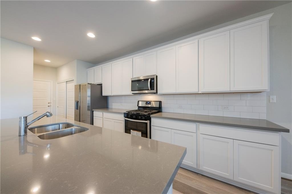 204 Cold Spring Loop - Photo 22