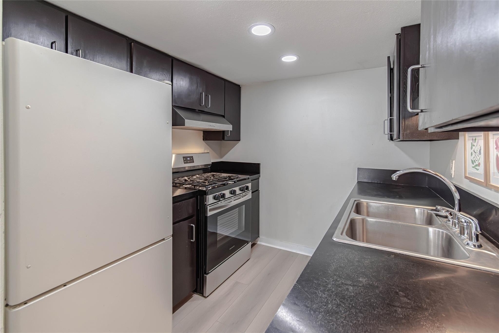 1800 Lavaca St - Photo 6