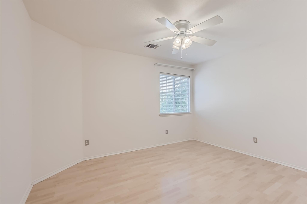 3001 Rainy River Dr - Photo 19