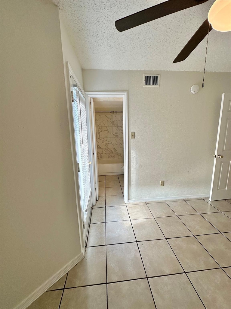 4322 Gillis St - Photo 11