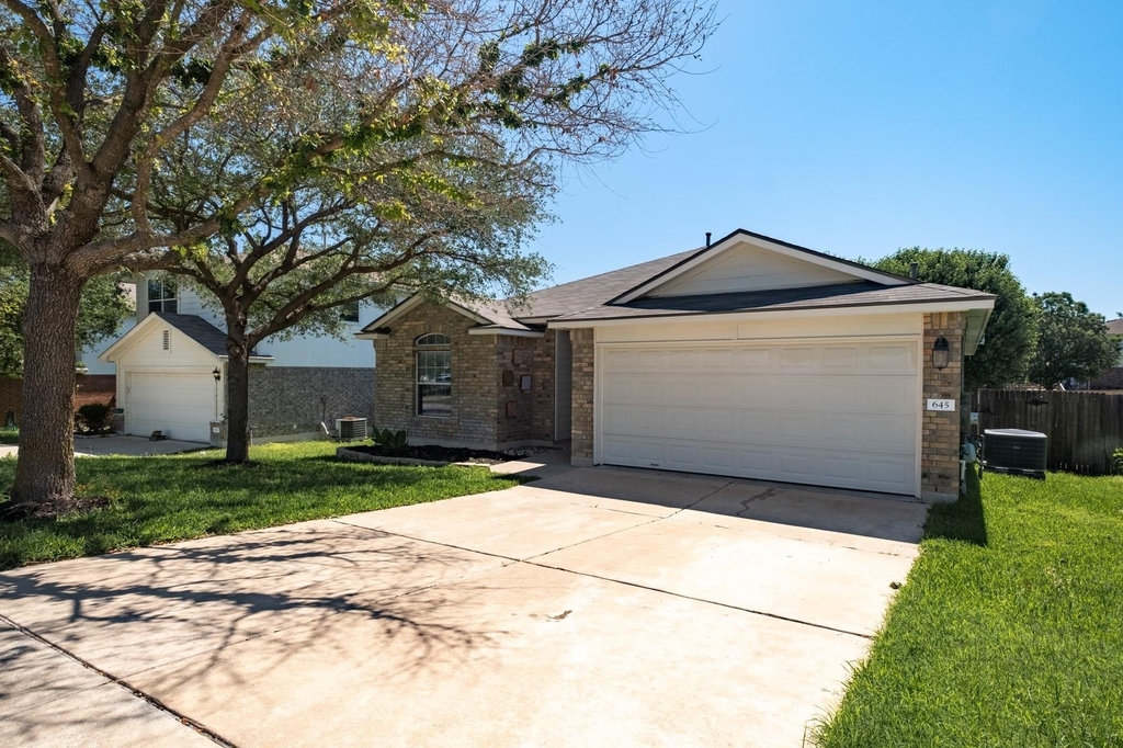 645 Fort Thomas Pl - Photo 1