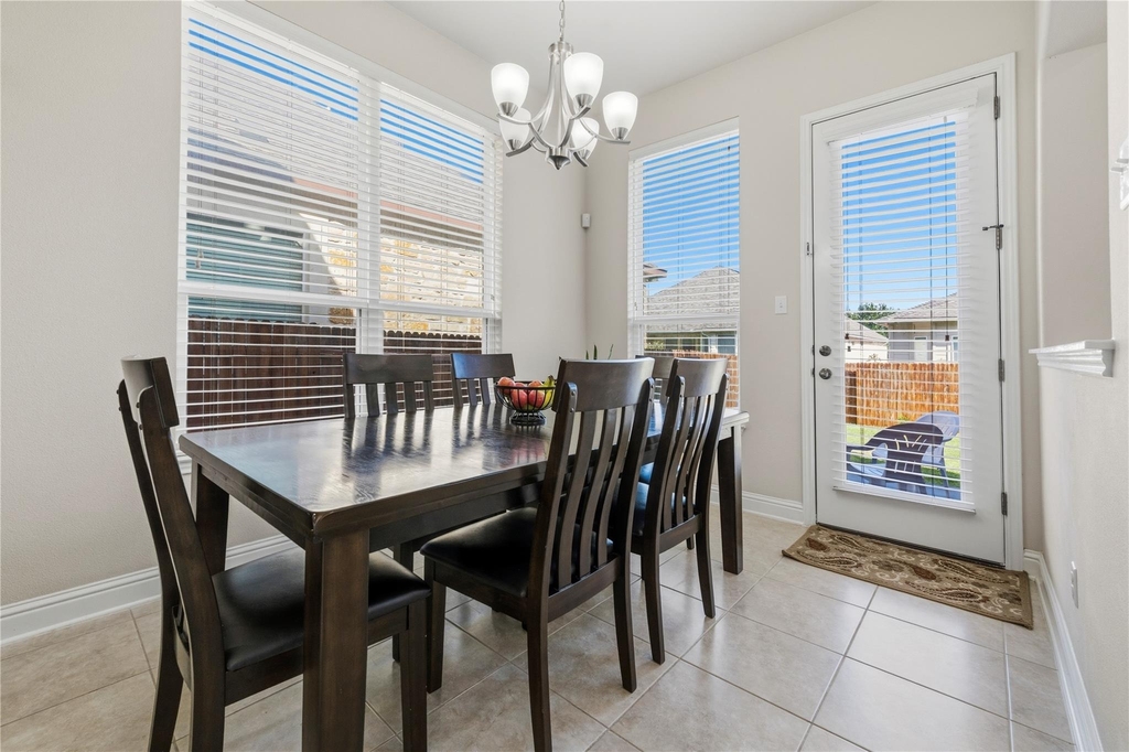 4106 Rainy Creek Ln - Photo 4
