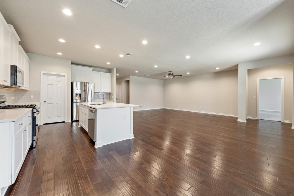 4004 Harbor Point Dr - Photo 17