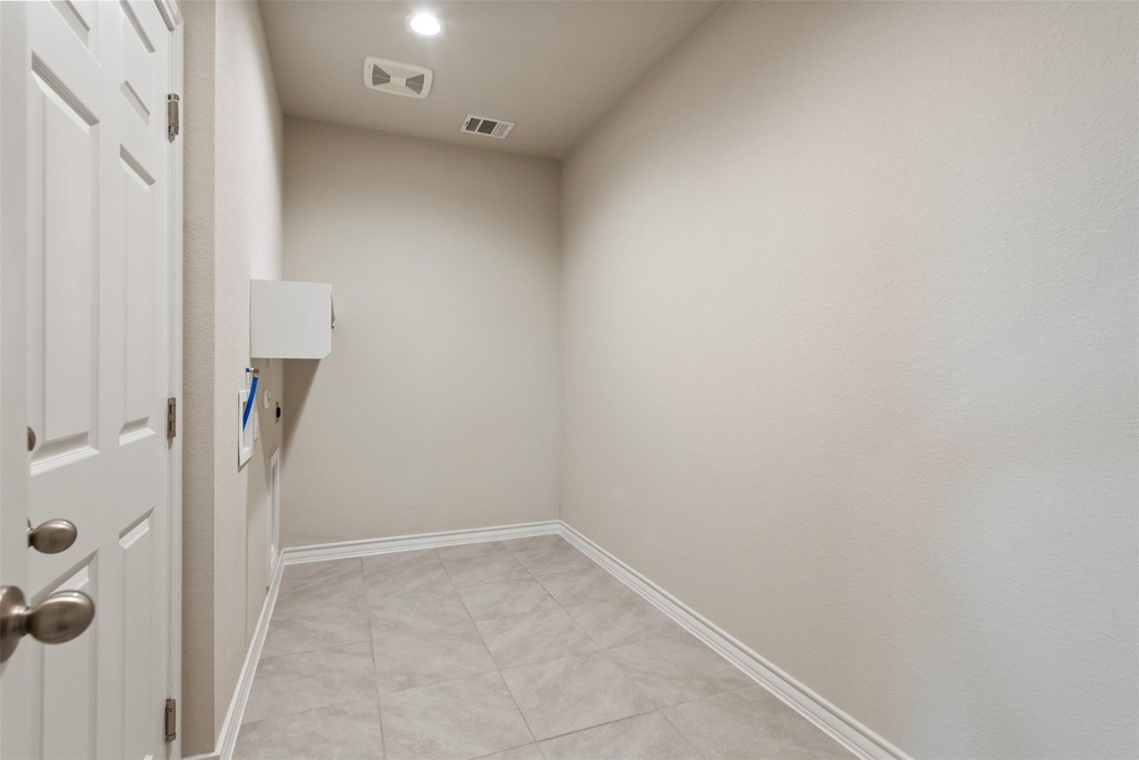 4004 Harbor Point Dr - Photo 32