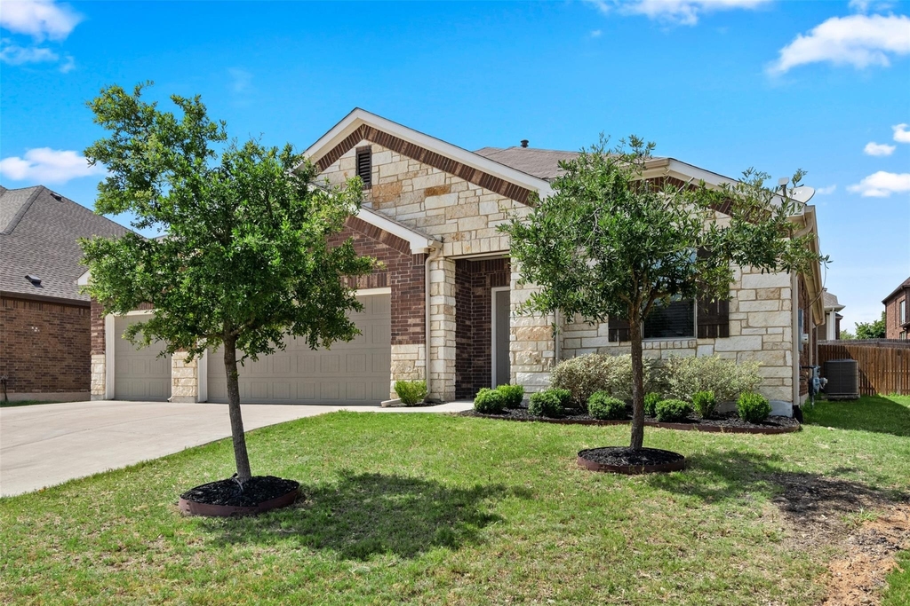 4004 Harbor Point Dr - Photo 3