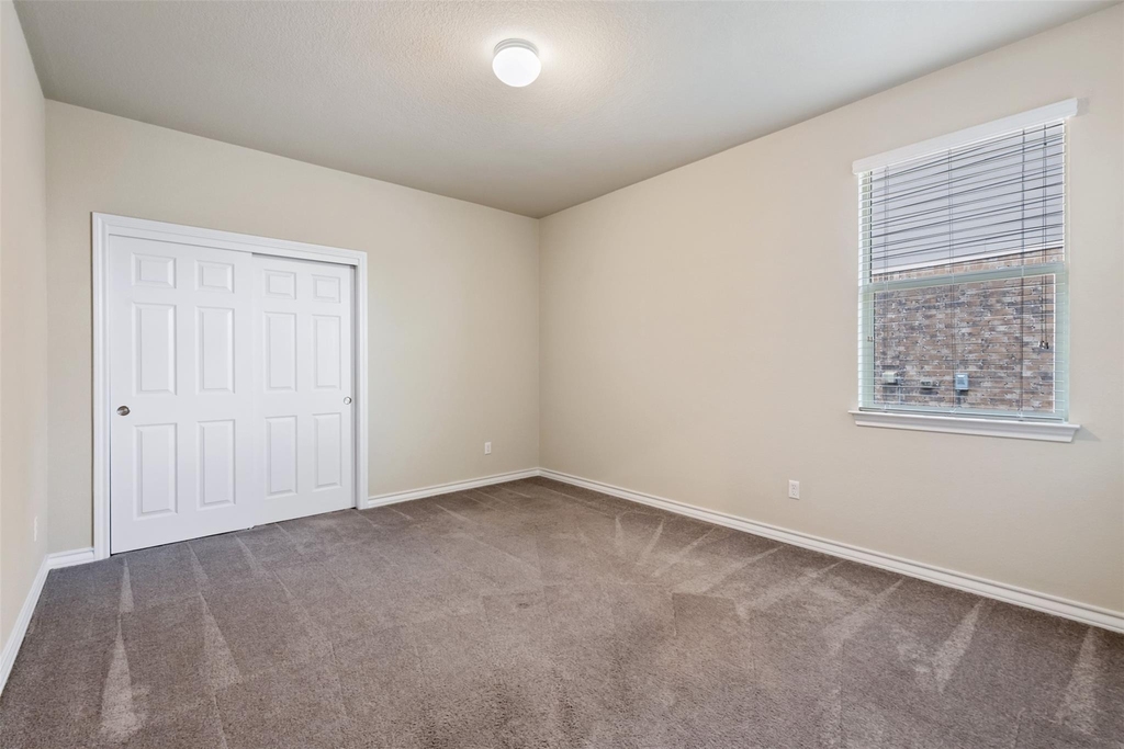 4004 Harbor Point Dr - Photo 27
