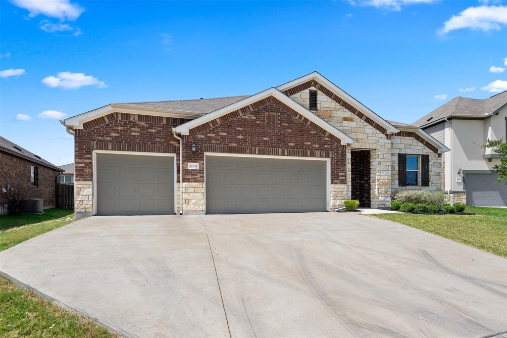 4004 Harbor Point Dr - Photo 1