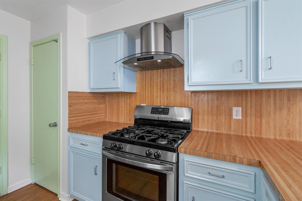 10057 Woodland Village Dr - Photo 11