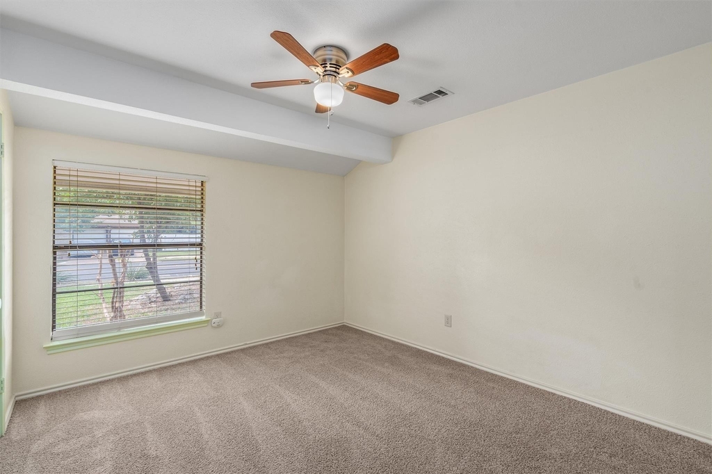 10057 Woodland Village Dr - Photo 16