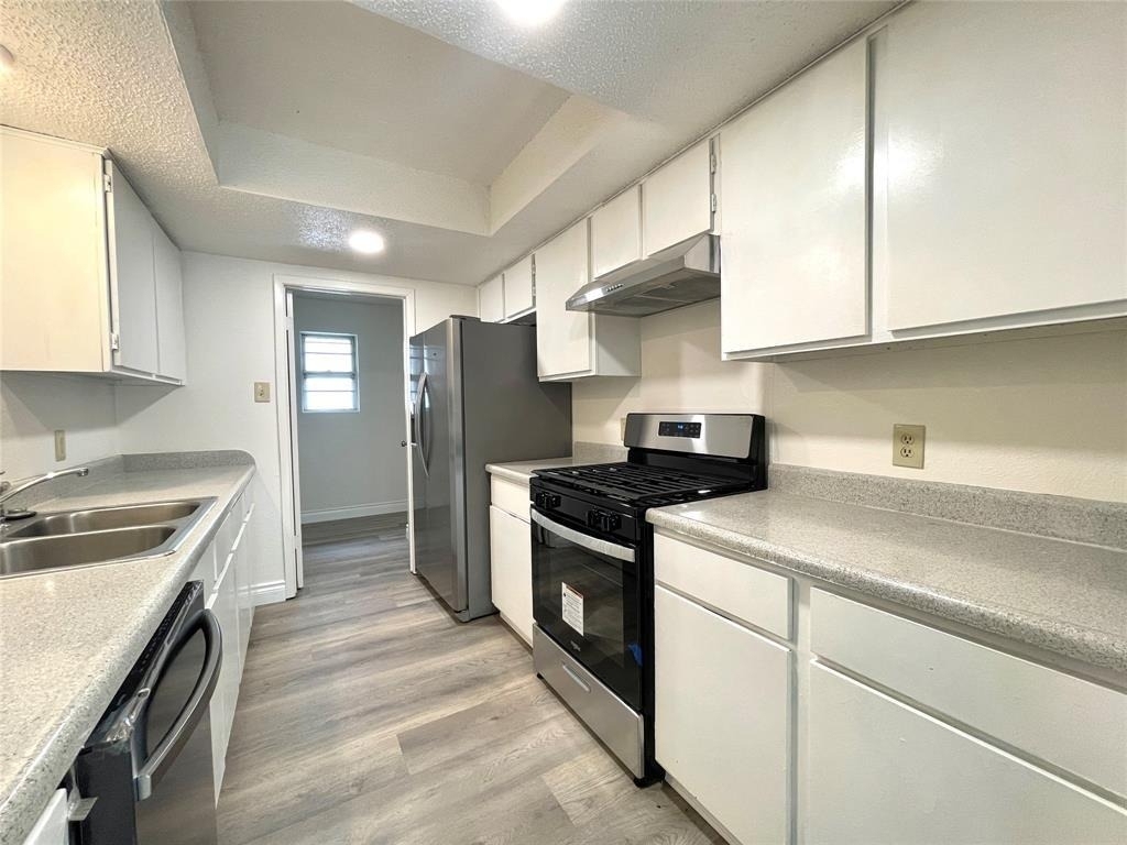 1729 Cricket Hollow Dr - Photo 6