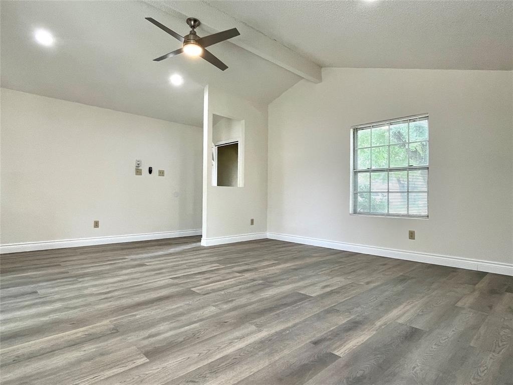 1729 Cricket Hollow Dr - Photo 4