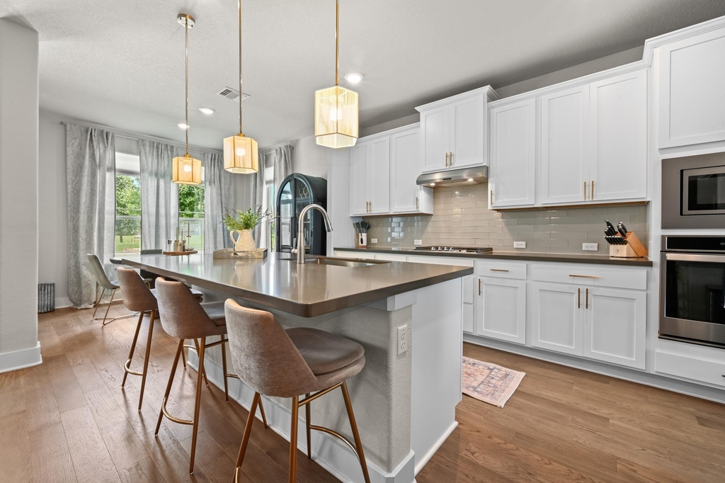 8400 Ausblick Ave - Photo 11