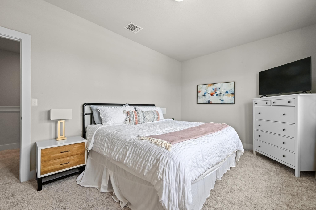 8400 Ausblick Ave - Photo 24