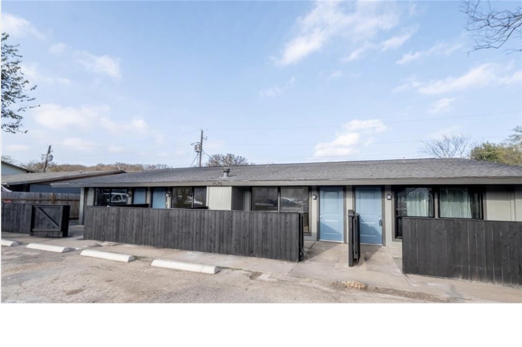 2610 Ektom Dr - Photo 11