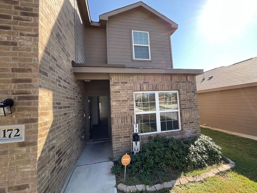 172 Allington Cir - Photo 1