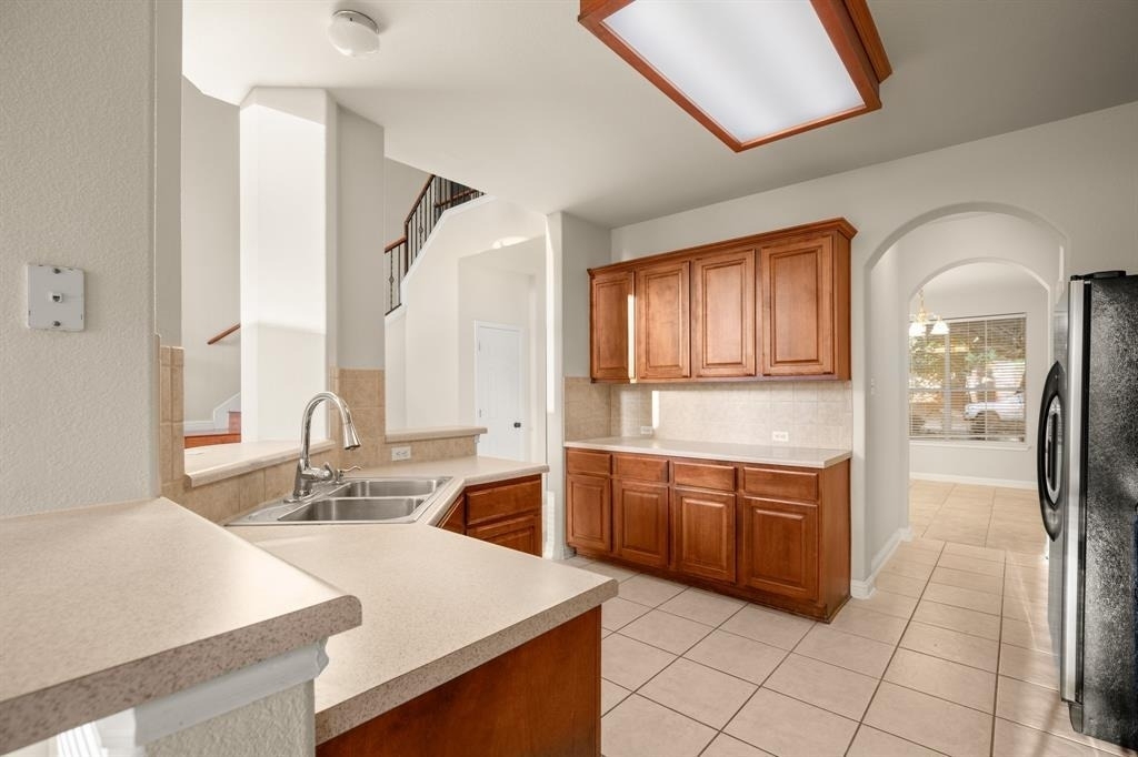 10105 Wind Cave Trl - Photo 6