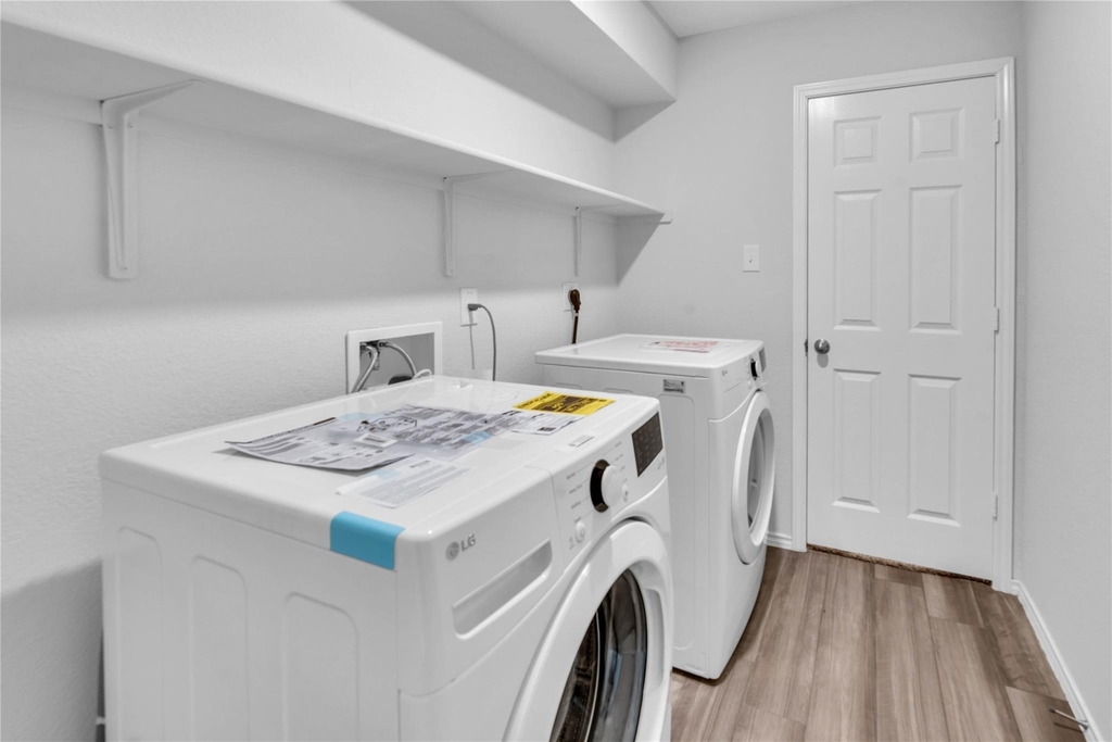 1303 Prospector Trl - Photo 19