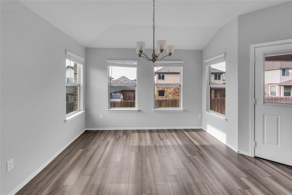 1303 Prospector Trl - Photo 4