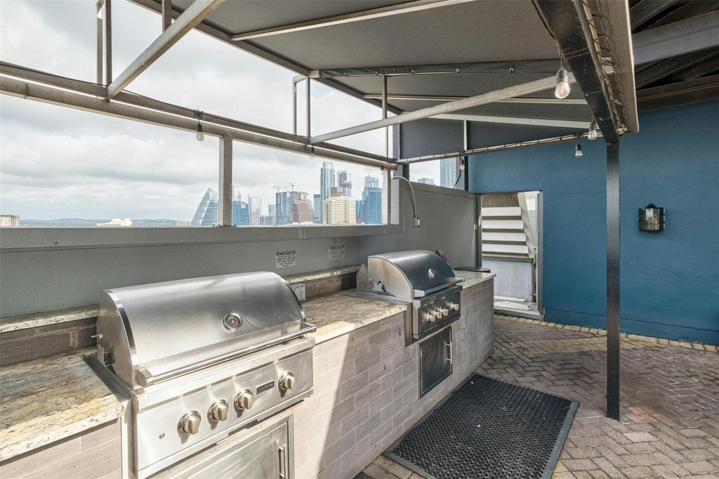 54 Rainey St - Photo 33