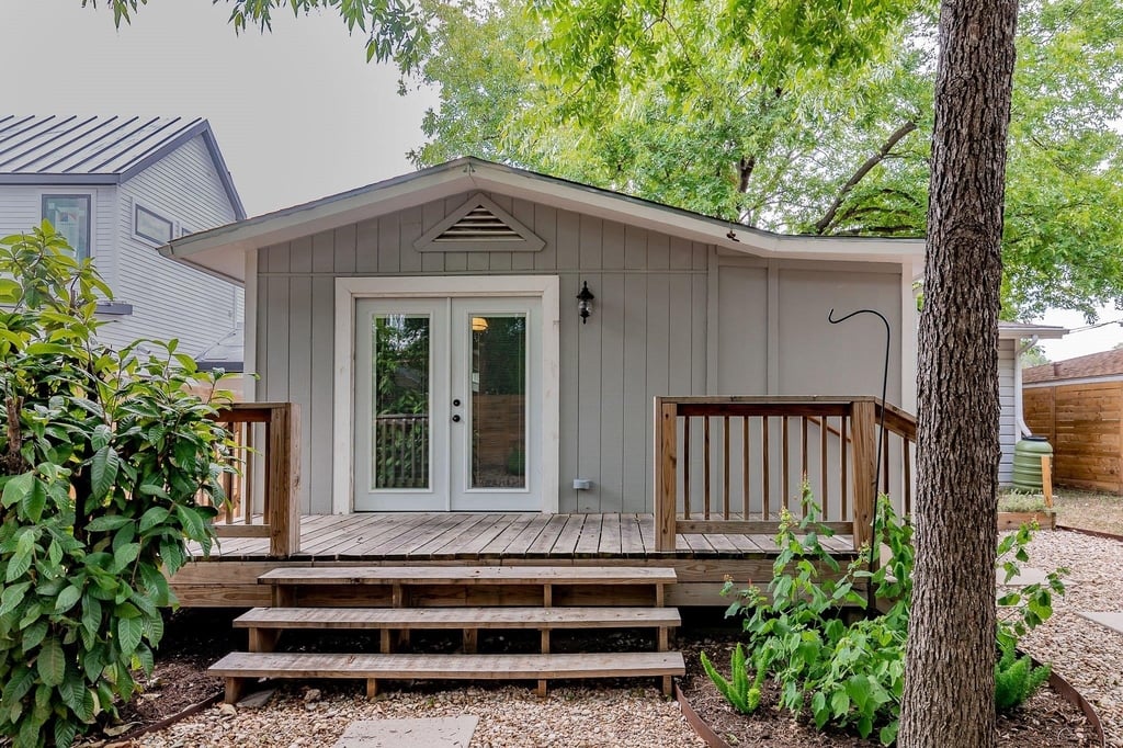 2404 Oak Crest Ave - Photo 28