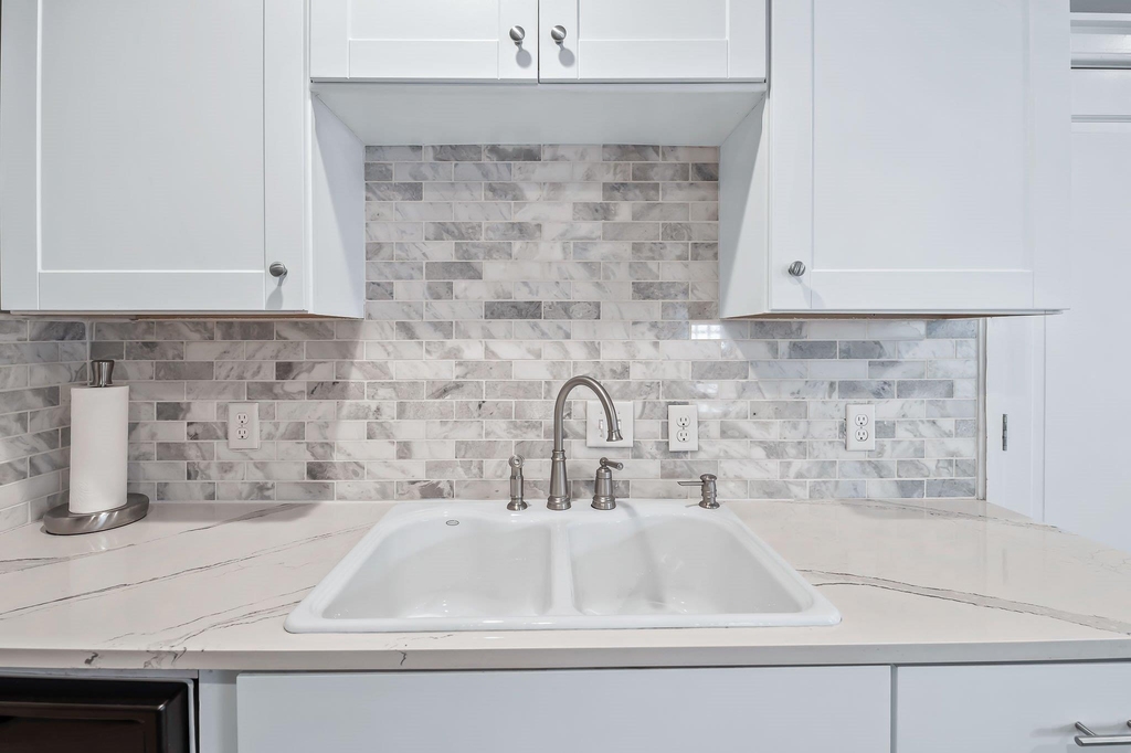 2404 Oak Crest Ave - Photo 41