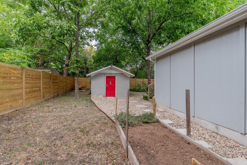 2404 Oak Crest Ave - Photo 54