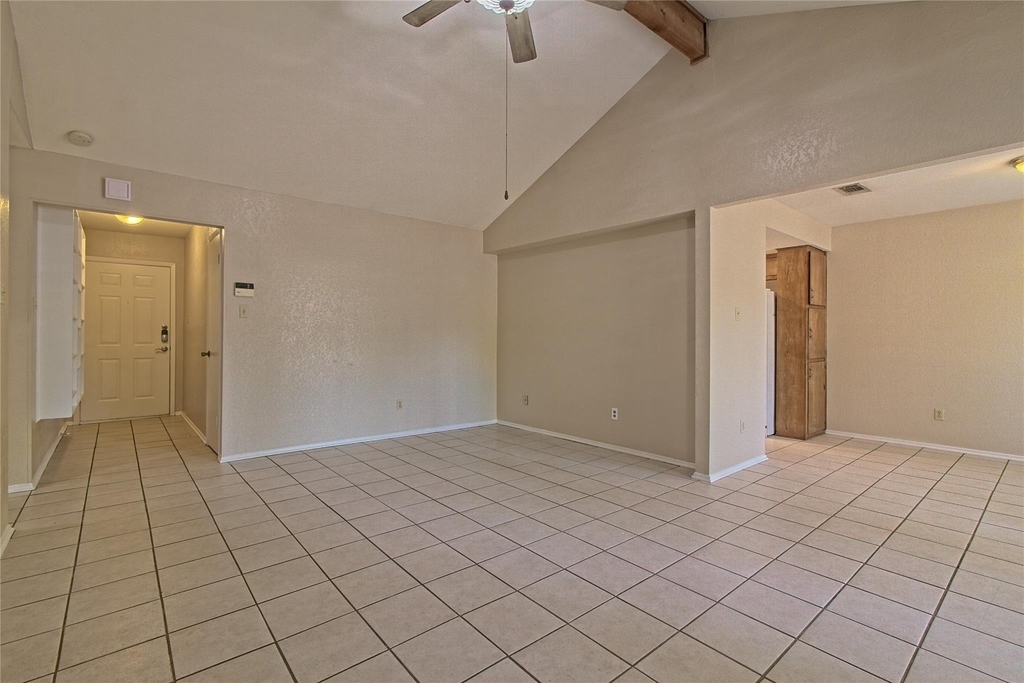 914 Garden Meadow Dr - Photo 4