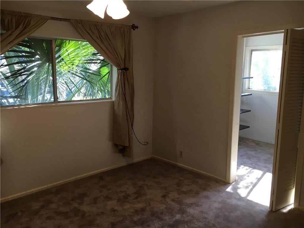 1501 W 9th St - Photo 11