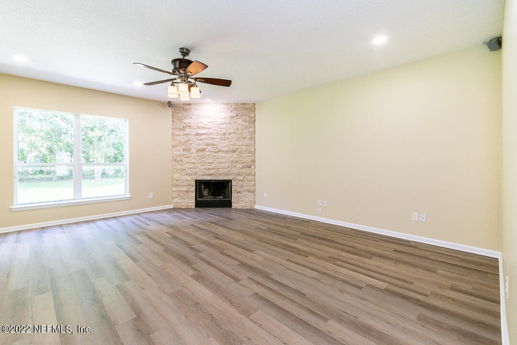 825 Marjories Way - Photo 18