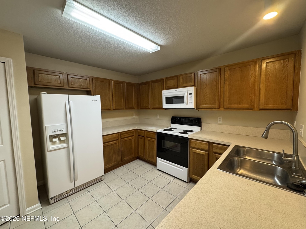 5051 Playpen Drive - Photo 5