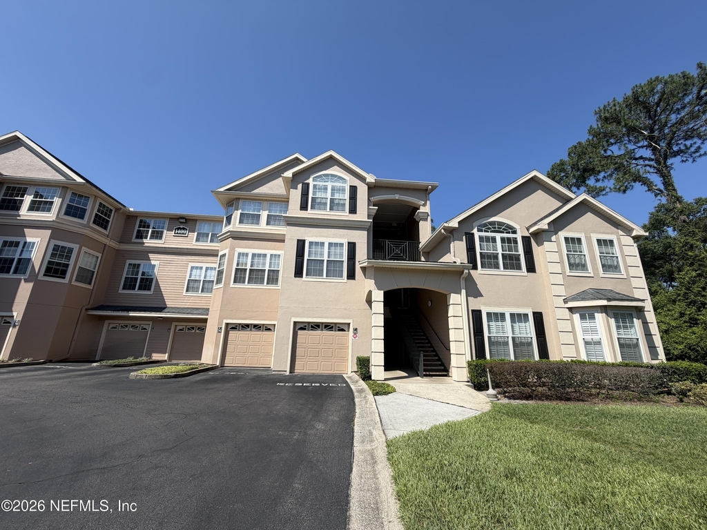 13810 Sutton Park Drive N - Photo 0
