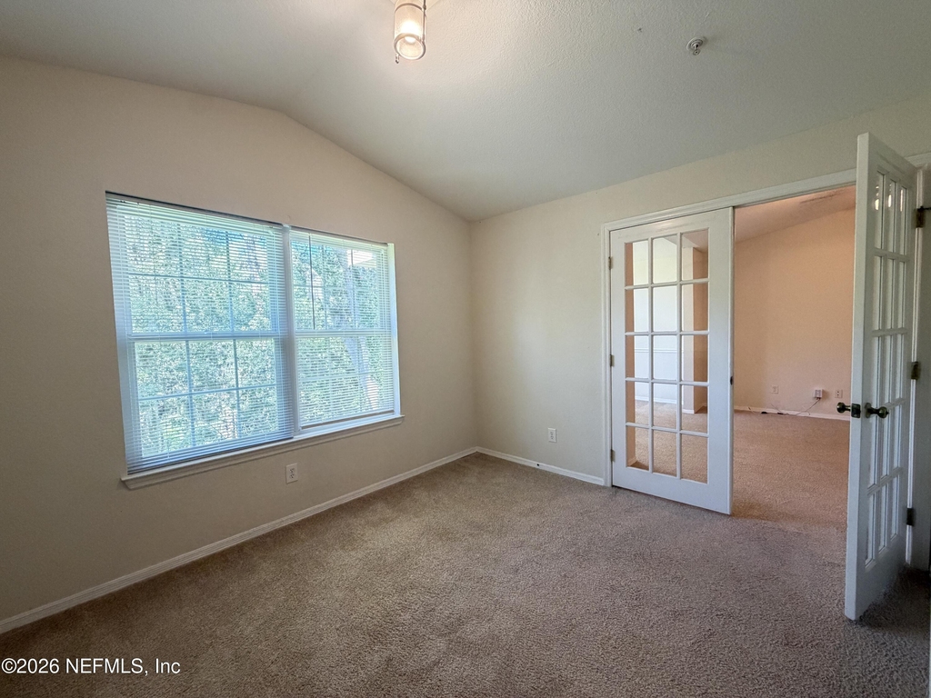 13810 Sutton Park Drive N - Photo 12