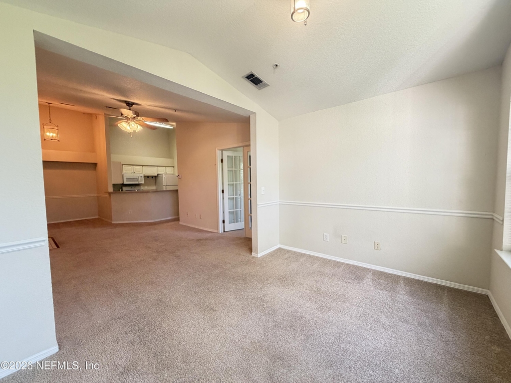 13810 Sutton Park Drive N - Photo 8
