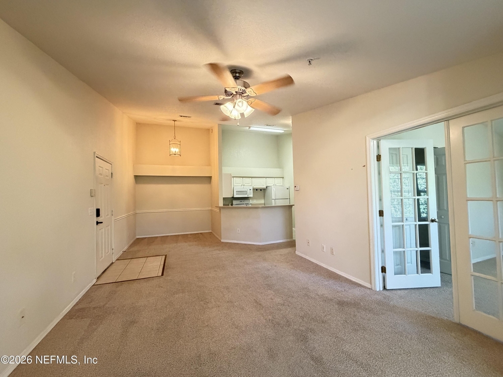 13810 Sutton Park Drive N - Photo 2