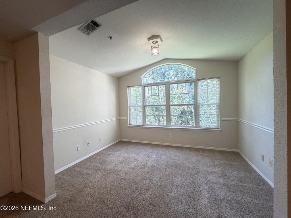 13810 Sutton Park Drive N - Photo 9