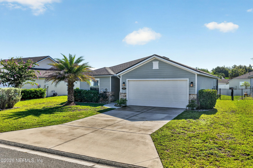 589 Seville Parkway - Photo 2