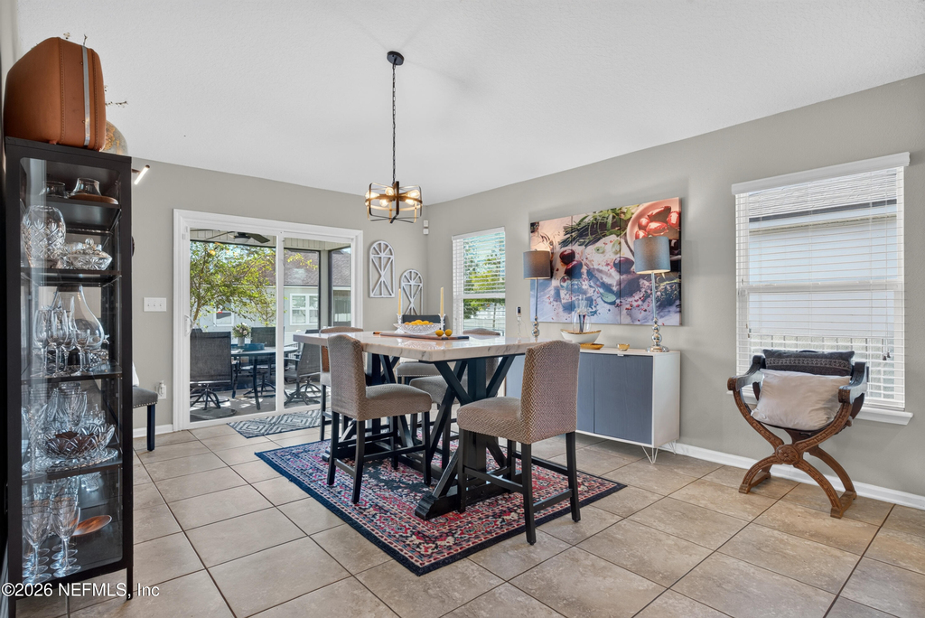 589 Seville Parkway - Photo 17