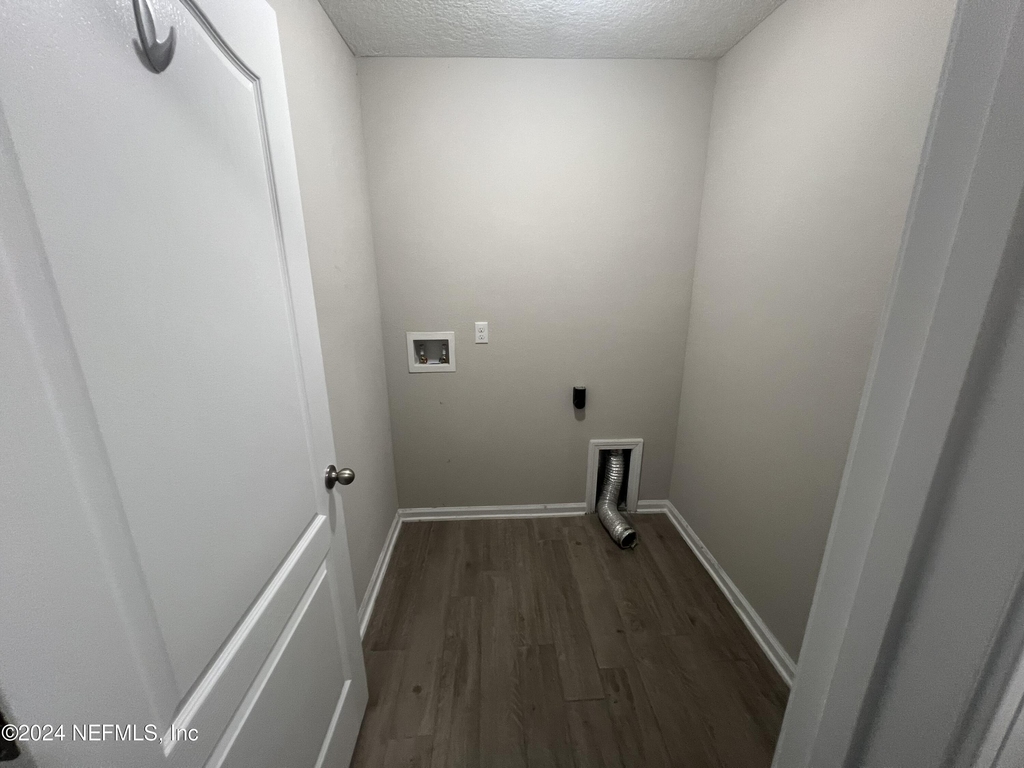 494 Northside Drive S - Photo 23