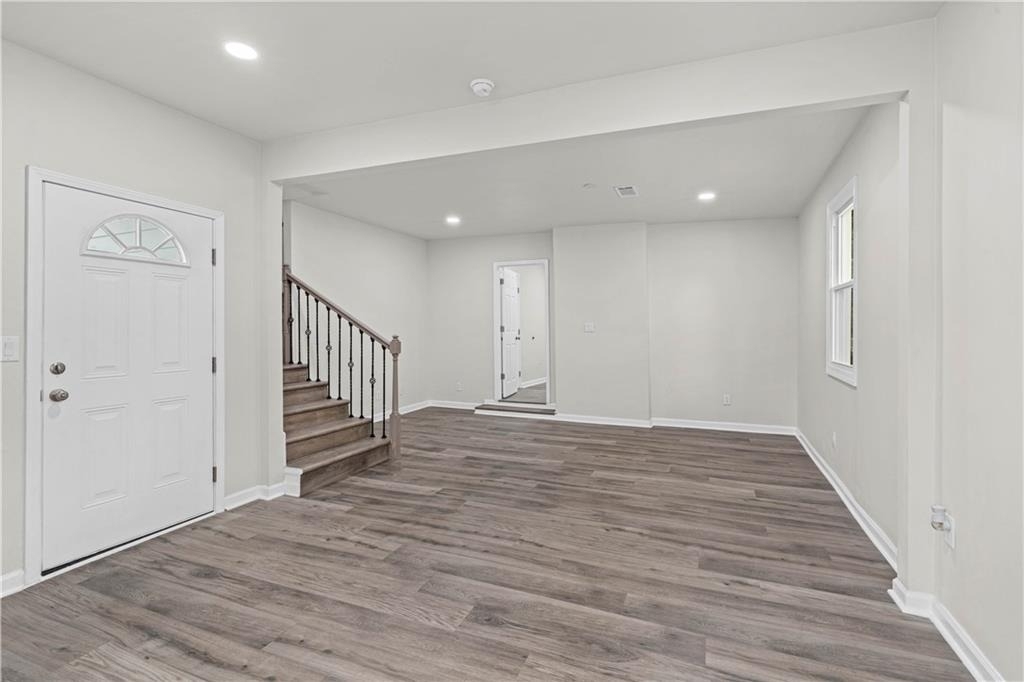 94 Crumley Street Se - Photo 3