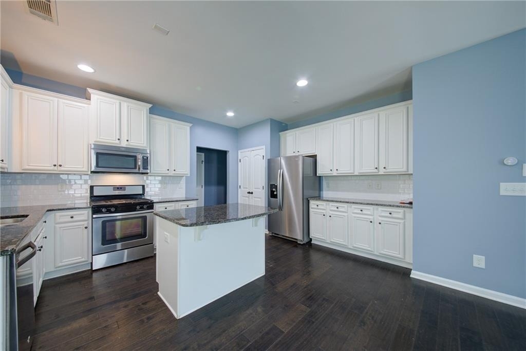 5595 Banner Boulevard - Photo 12