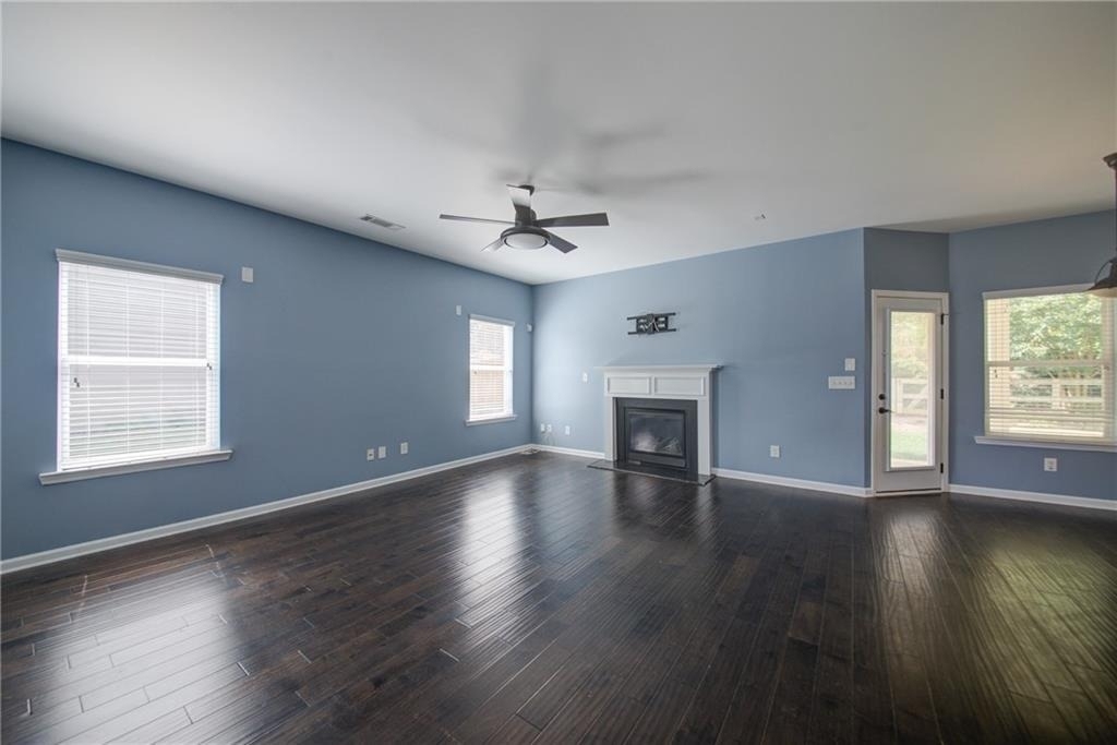 5595 Banner Boulevard - Photo 4