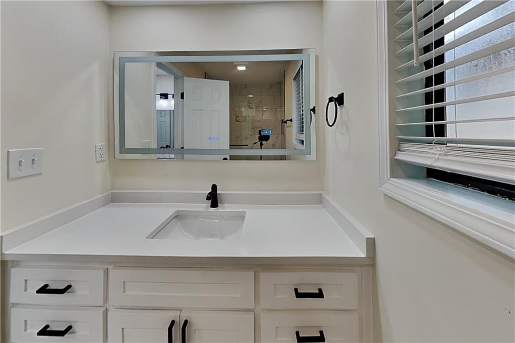 1110 Lake Drive - Photo 9