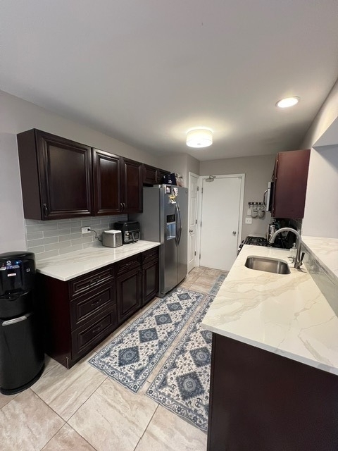 109 Holmes Way - Photo 3