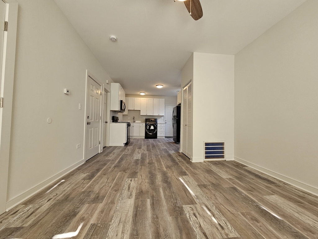 2216 W 21st Place - Photo 5