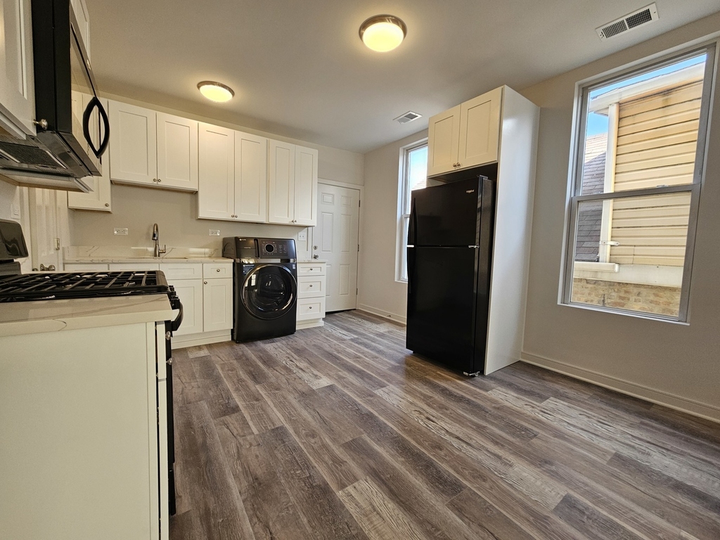 2216 W 21st Place - Photo 12