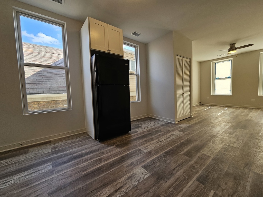 2216 W 21st Place - Photo 11